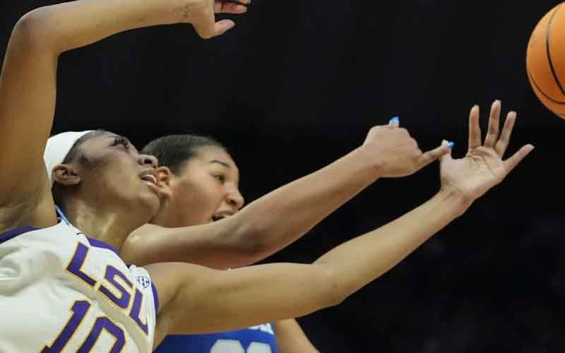 Louisiana State 83, Middle Tennessee 56