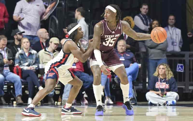 Texas A&M 63, Mississippi 62