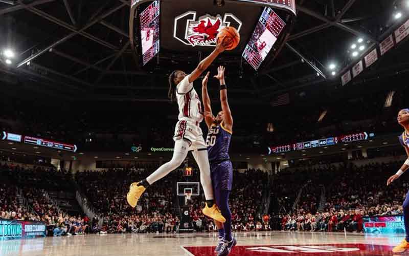 South Carolina 66, Louisiana State 56