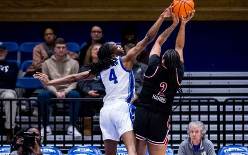 Louisville 70, Duke 62 