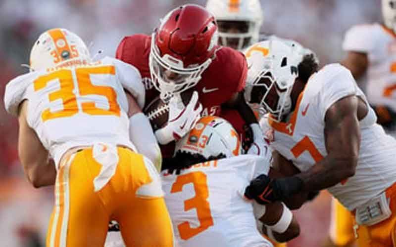 Arkansas 19, Tennessee 14