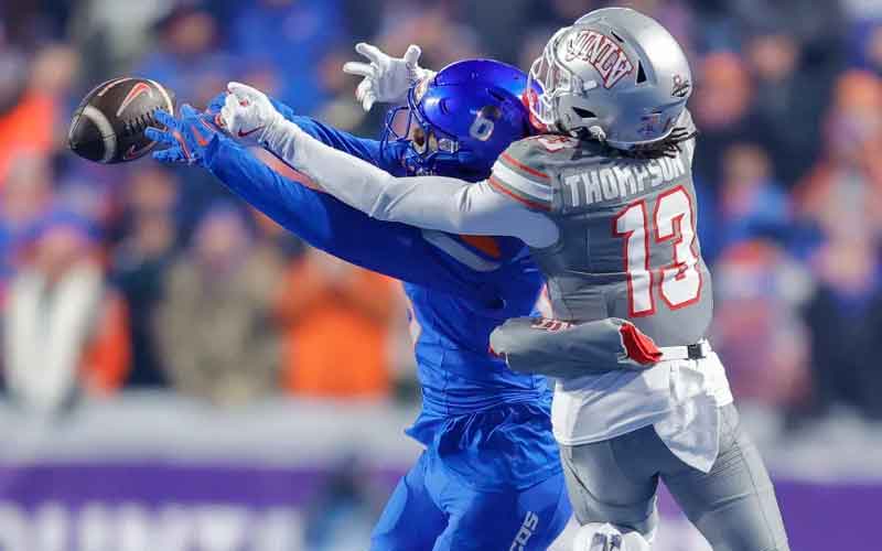 Boise State 21, Nevada-Las Vegas 7