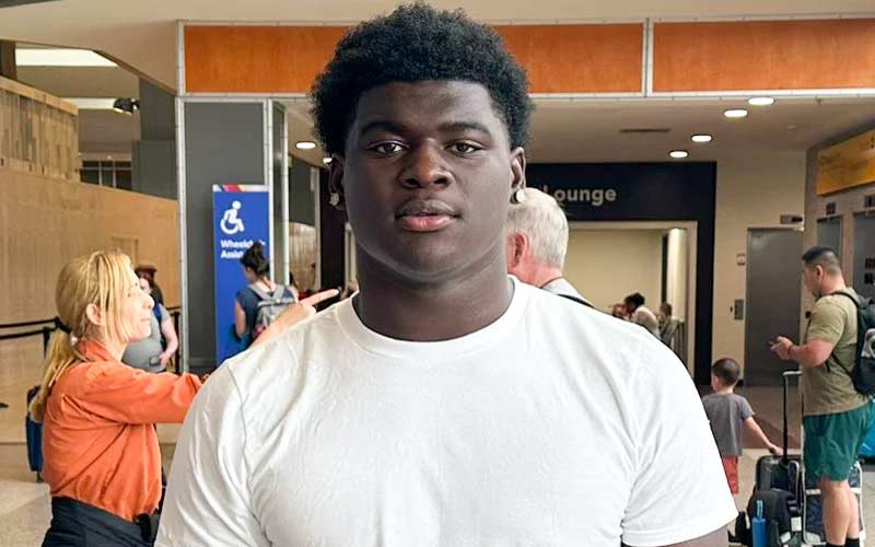 Bryce Perry-Wright commits to Texas A&M