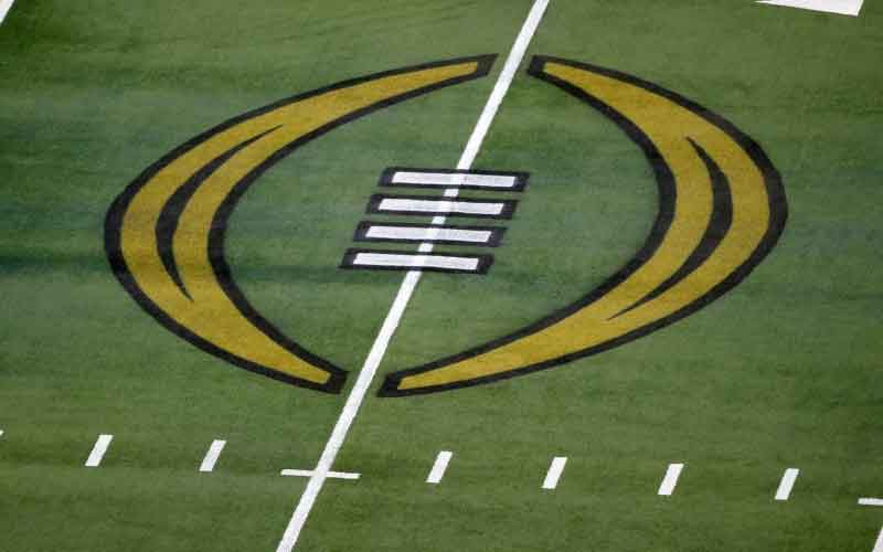 College Football Playoff reviewing plans to expand