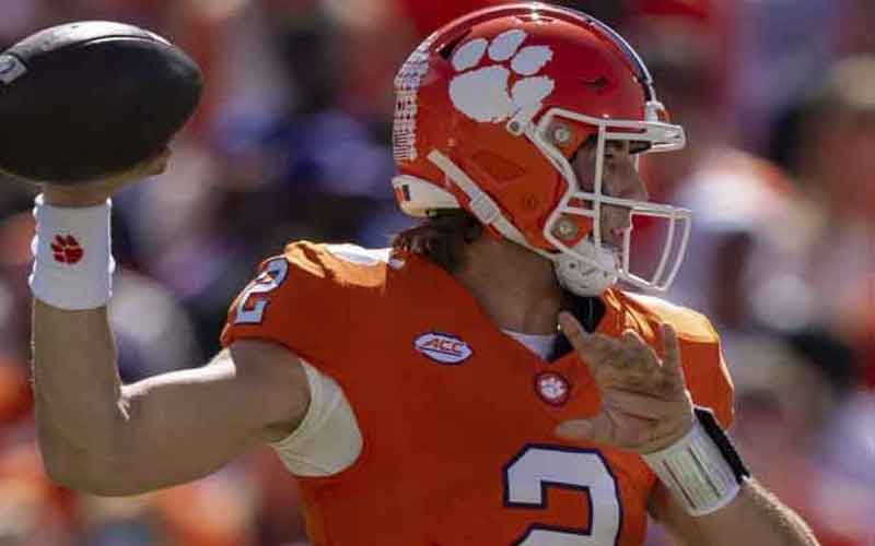 Clemson 48, Virginia 31