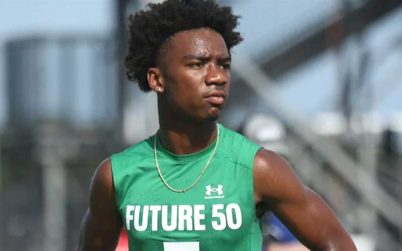 Travis Johnson commits to Michigan