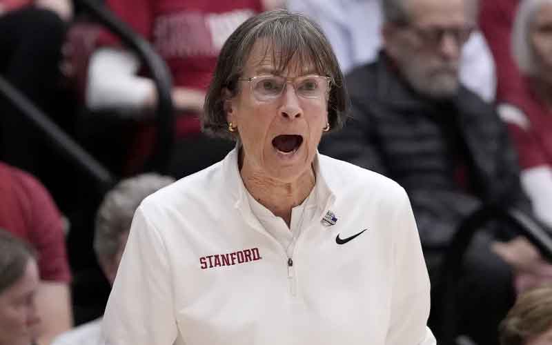 Cardinal coach Tara VanDerveer retires